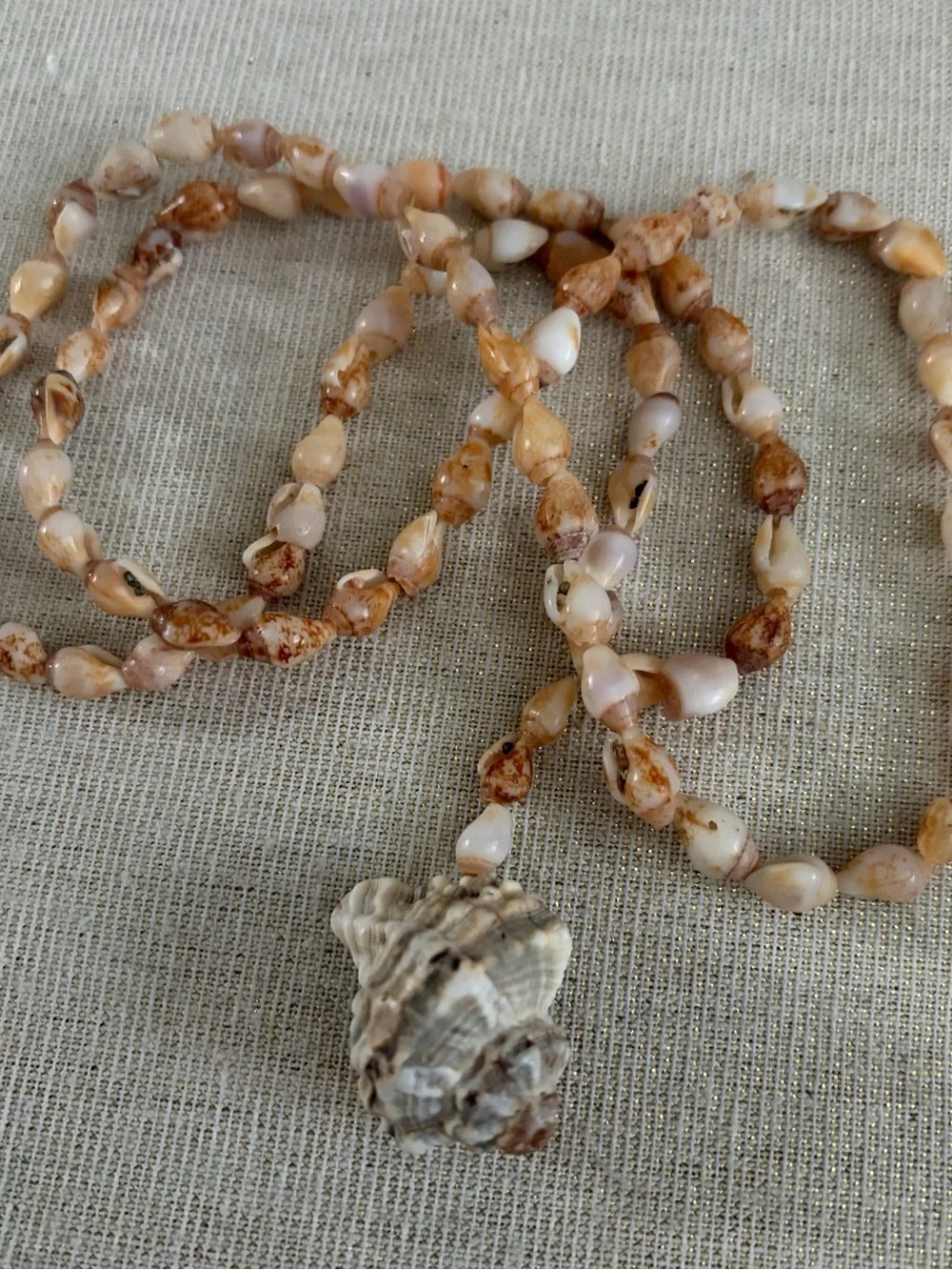 Vintage Natural Beige Shell Bead Necklace - Women Jewelry